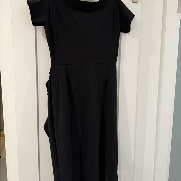Chiara Boni La Petite Robe Black Asymmetrical Sheath Dress V-Neck Short Sleeve - Picture 2 of 3